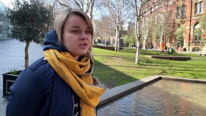 Have you experienced long queues at Manchester Airport?