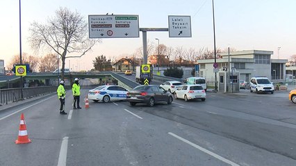 Download Video: İstanbul’da maraton öncesi bazı yollar trafiğe kapatıldı