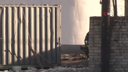 Son dakika haber: Lviv'de vurulan yakıt deposu yangın sonrası görüntülendi