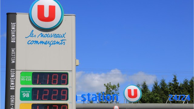 FEMME ACTUELLE - Prix de l’essence : la baisse de 18 centimes sera-t-elle réellement appliquée le 1er avril ?