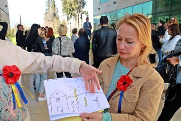 Son dakika... Savaştan etkilenen Ukraynalı çocukların çizdikleri resimler gözleri yaşarttı