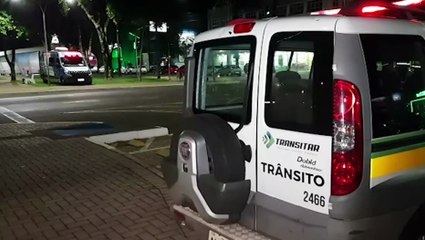 Frio e blitz assustam frequentadores da Rua Paraná nesta madrugada (27)