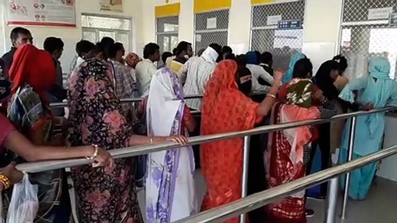 मौसम की मार, अस्पताल में मरीजों की भरमार