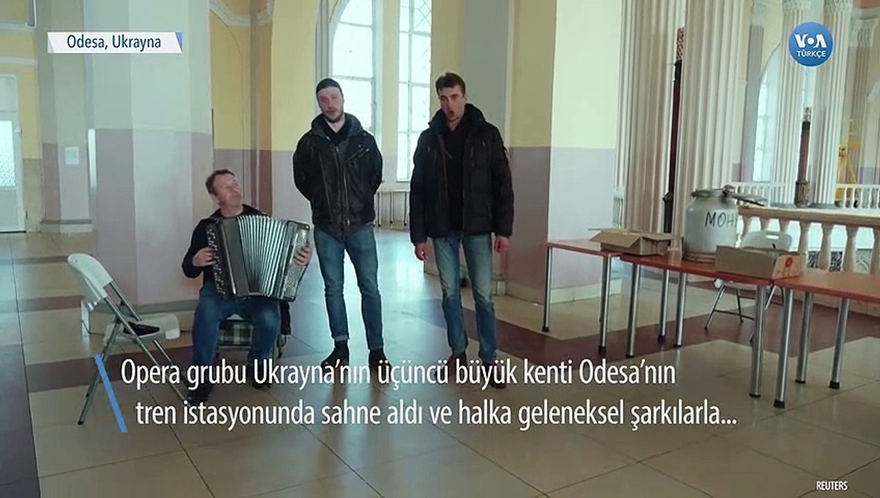 Odesa Tren İstasyonunda ‘Moral’ Konseri