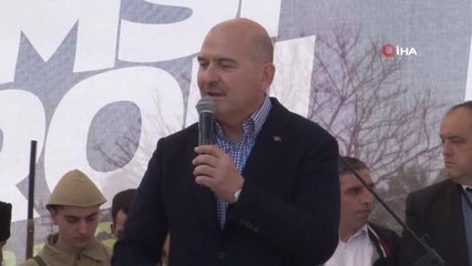 Festivalde konuşan Soylu, "Milletimden bir tek kişinin huzurunu bozan olursa hayatı dar ederim" dedi