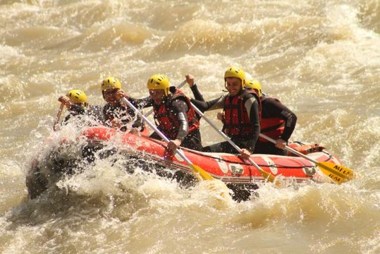 Melen Çayı'nda rafting sezonu açıldı