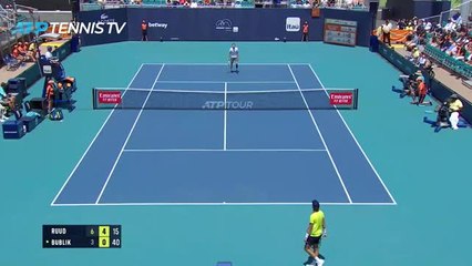 Bublik wins point with racket upside down!