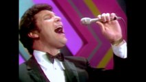 Tom Jones - It’s Not Unusual/Danny Boy/Delilah (Medley/Live On The Ed Sullivan Show, April 21, 1968)
