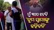 News Fuse- Odisha ULB Polls- Man Distributes Money To Vote For BJD Candidates