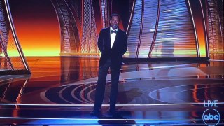 Will Smith punches Chris Rock at Oscars 2022. 3