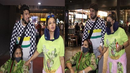 Rakhi Sawant अपनी मम्मी संग दिखी काफी खुश, video viral | FilmiBeat