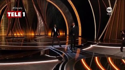 Will Smith, Oscar töreninde komedyen Chris Rock'a tokat attı