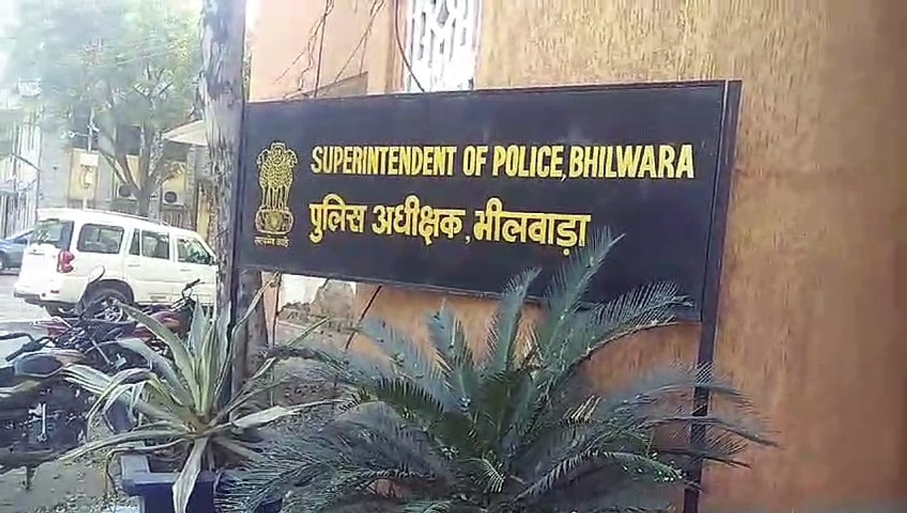 मकान में नकाबपोश डकैतों का धावा, महिला को चाकू दिखा लाखों के गहने व नकदी लूटकर भागे