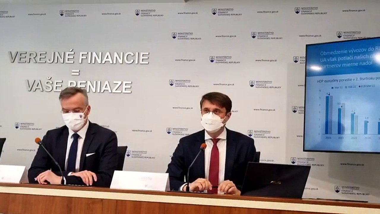 ZÁZNAM: MF SR: Vojna na Ukrajine zníži slovenské exporty a potlačí nahor ceny