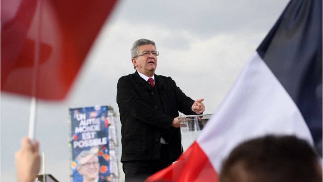 FEMME ACTUELLE - Jean-Luc Mélenchon : une actrice de Plus belle la vie s’insurge contre l’arrêt de la série en plein meeting