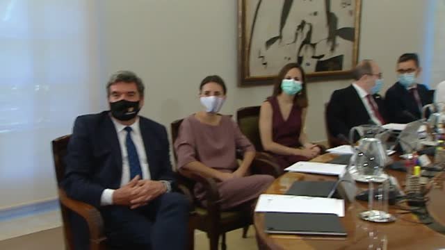 El Consejo de Ministros prepara un paquete de medidas de ayudas para los carburantes