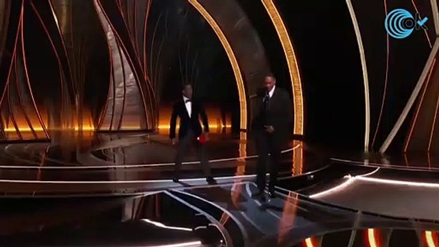 Will Smith abofetea a Chris Rock en plena gala de los Oscar: ¡Quita el nombre de mi mujer de tu puta boca!