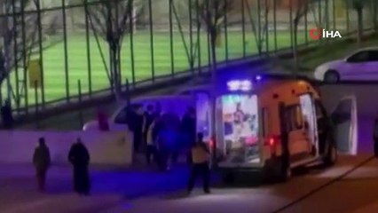 Bursa’da halı sahada maç oynayan bir kişi aniden fenalaştı
