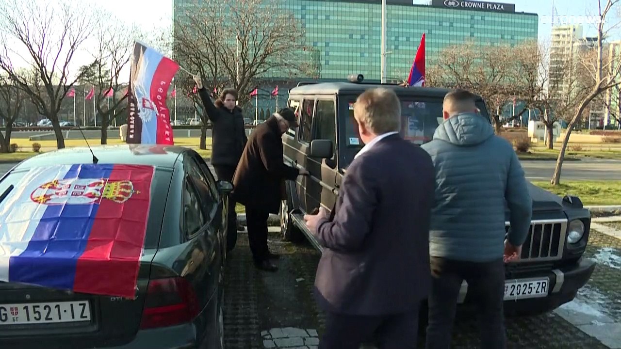 Symbol Z für Russlands Krieg in der Ukraine - in Deutschland drohen bis 3 Jahre Haft