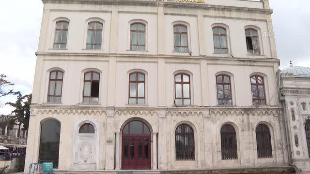 138 yaşındaki kütüphanede mevsim değişse de sıcaklık hep aynı