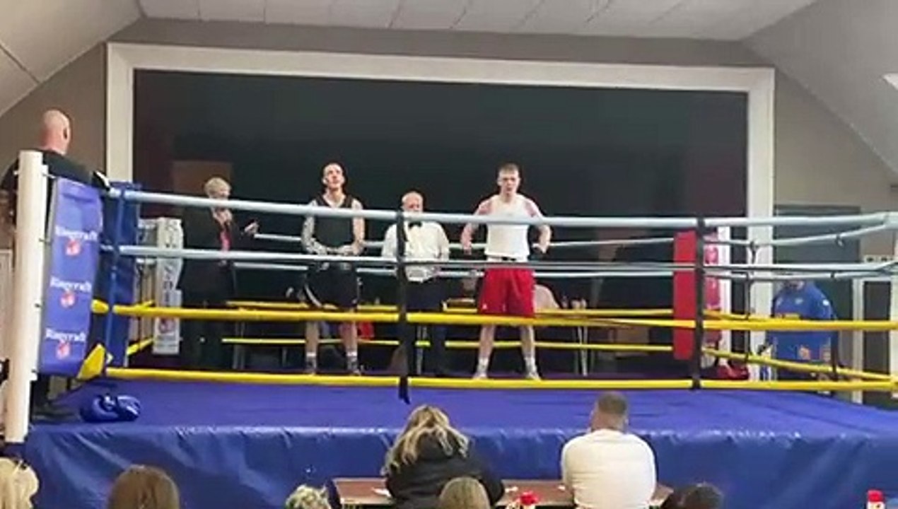 Sam King boxing