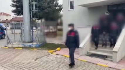KASTAMONU - 9 düzensiz göçmen yakalandı, 2 kişi gözaltına alındı