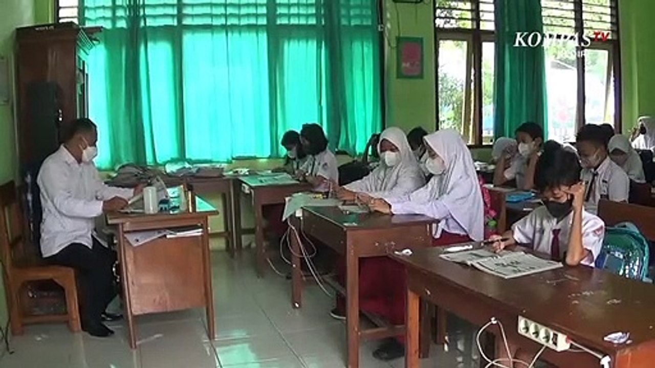 Kasus Covid-19 Melandai, Pembelajaran Tatap Muka Kembali Digelar 100 Persen