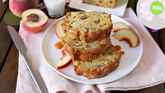 Cake aux pêches et noix de pécan (Peach bread)
