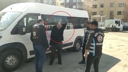 Tek kollu okul servisi sürücüsü polise yakalandı