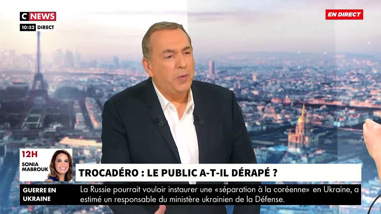 En direct, l'étudiant et chroniqueur Louis Boyard affirme que "le public d'Eric Zemmour est raciste" provoquant la colère des invités sur le plateau de "Morandini Live" ce matin sur CNews - VIDEO
