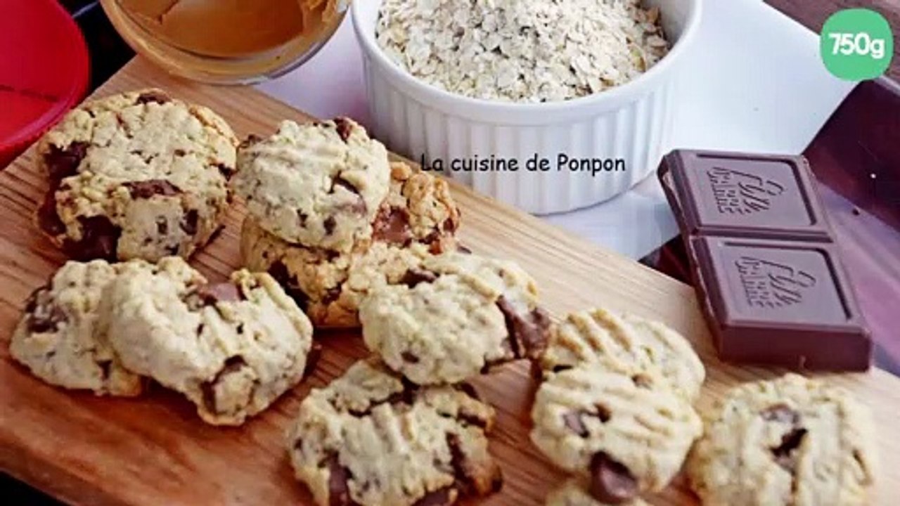 Cookies aux flocons d'avoine, beurre de cacahuète et pépites de chocolat