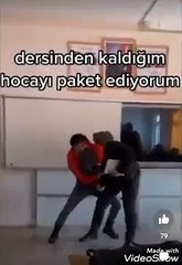 Öğrenci, dersinden kaldığı öğretmeninin başına poşet geçirdi
