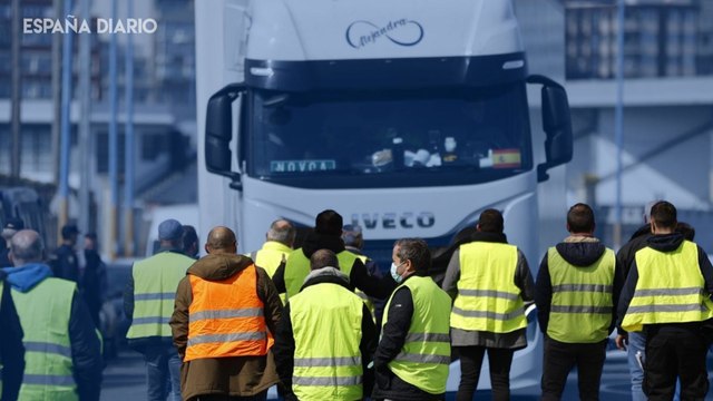 Tensión entre los transportistas: Piquetes increpan a camioneros en una nueva jornada de huelga