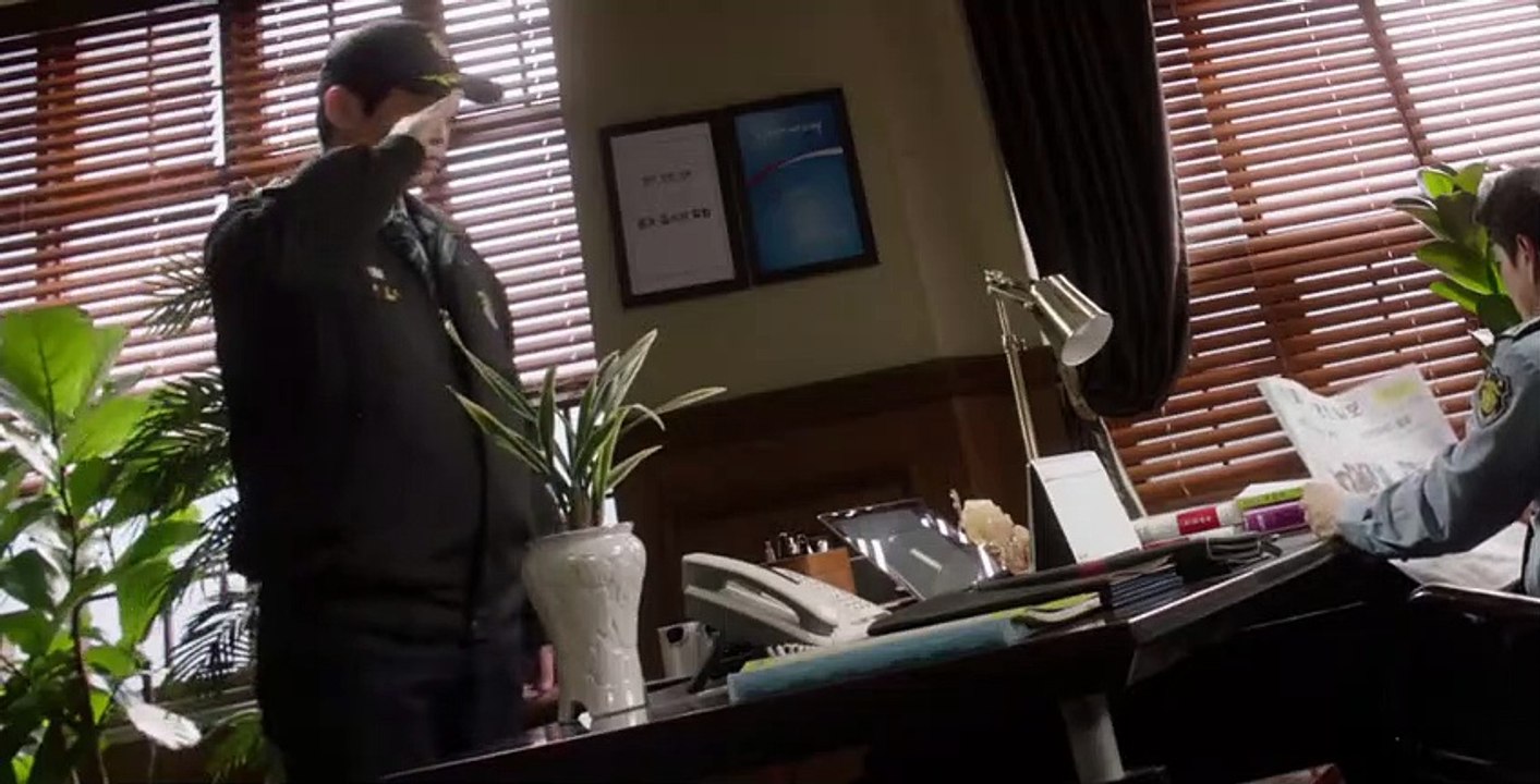 Defendant S01 E04