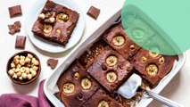 Brownie au chocolat, banane et noisettes