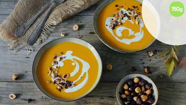 Velouté de butternut au curry et aux noisettes