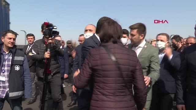 İBB, yağlık ayçiçek tohumu dağıtımını Silivri'den başlattı