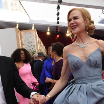 VOICI SOCIAL - PHOTO Oscars 2022 : après la gifle de Will Smith à Chris Rock, la réaction de Nicole Kidman devient virale
