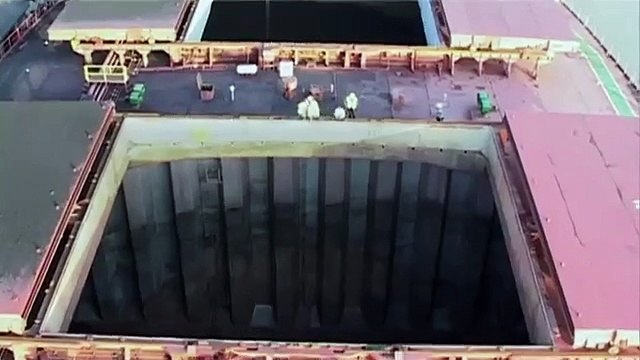 Dockers à Saint-Nazaire - VF