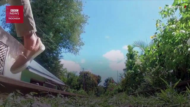 Inspiratif, Mengenyam Pendidikan di Atas Rel Kereta Bersama Relawan FIlipina