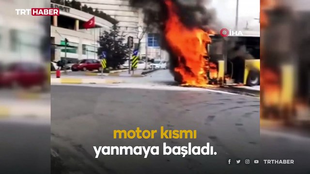 Seyir halindeki İETT otobüsü alev aldı
