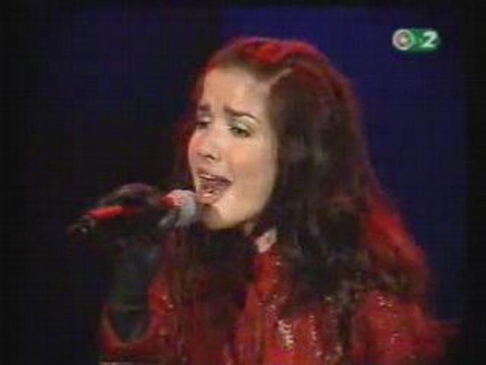 Natalia Oreiro Me muero de amor Hungary (live)