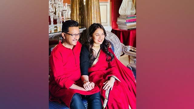IAS Tina Dabi करेंगी IAS Pradeep Gawande से Second Marriage, कौन है ये अधिकारी | Boldsky