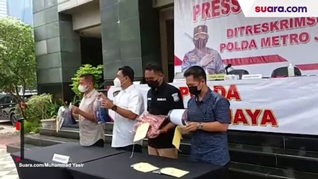 Penampakan Barang Bukti Kasus Pornografi Dea OnlyFans Pakaian Dalam hingga Baju Cosplay Seksi