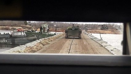 وزارة الدفاع الروسية تنشر لقطات لحركة قواتها البرية