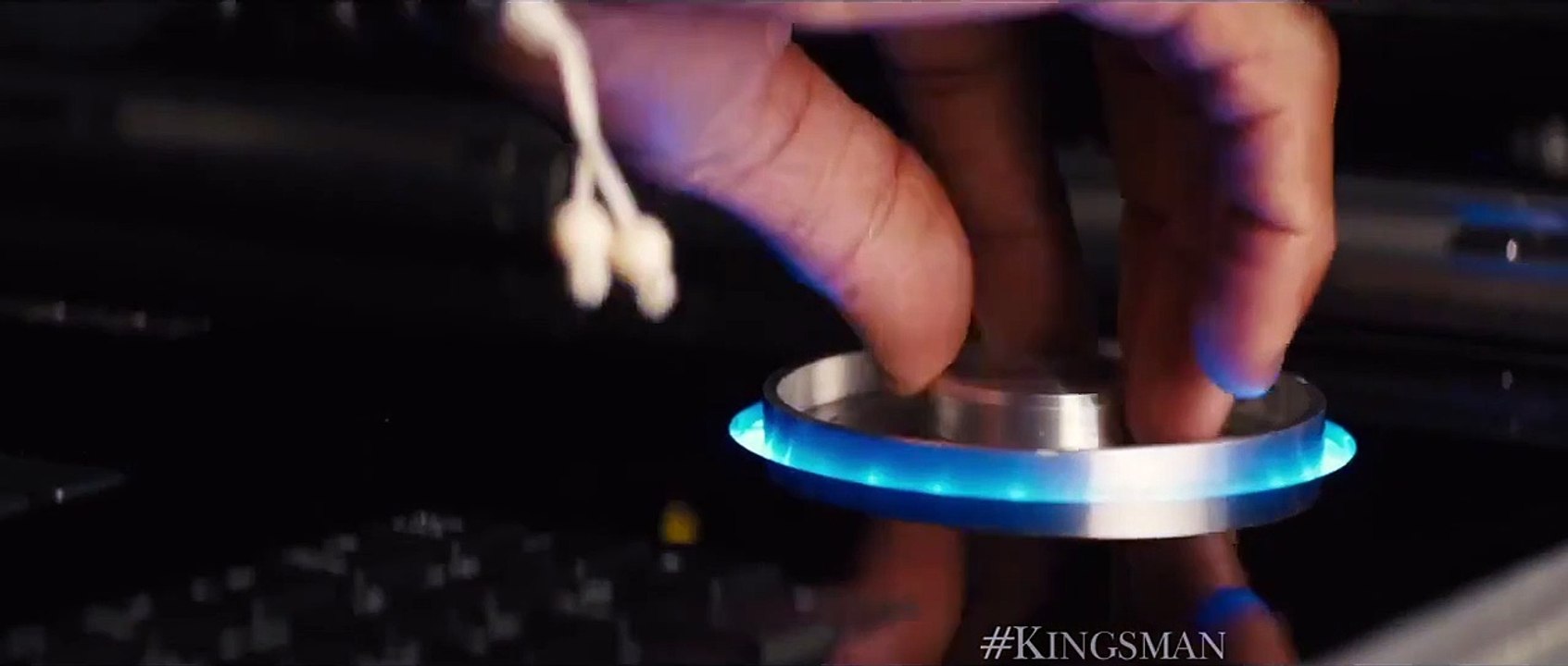 Kingsman : Services Secrets - Teaser (11) VO