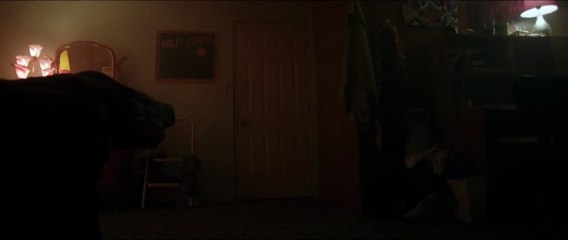 It Follows - Extrait (2) VO