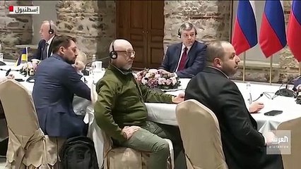 وصول الوفدين الروسي والأوكراني إلى مكان جولة المفاوضات في اسطنبول