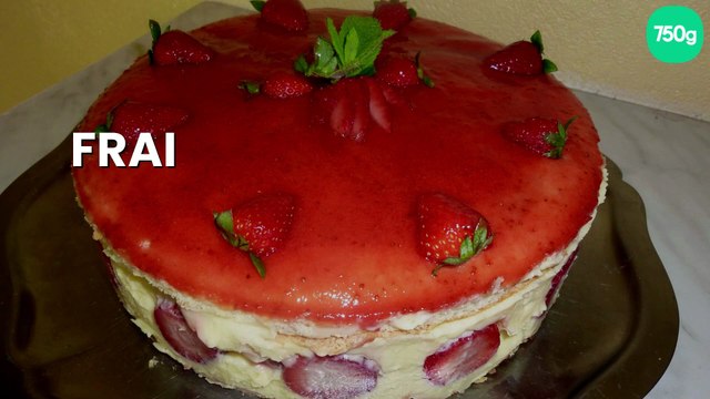 Fraisier et son coulis de fraises