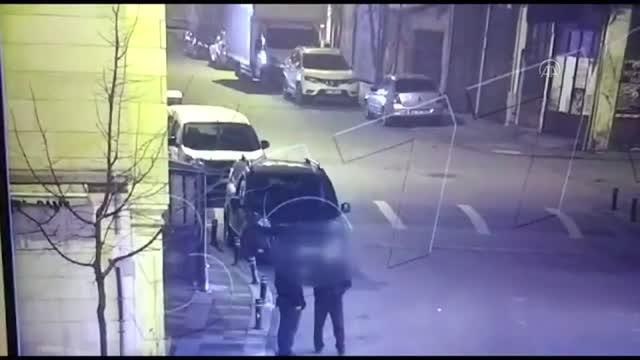 Ümraniye'de camiden hırsızlık yapan şüpheli güvenlik kamerasına takıldı